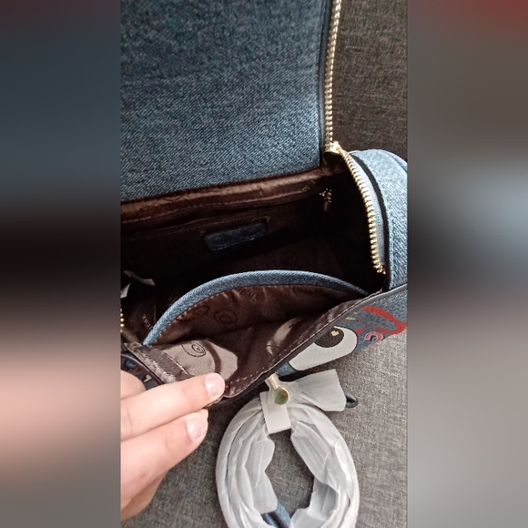 "Eye Theme" Handbag, "Big Eye Style Leather goods" Luxury Designer,Unique Style - Picture 4 of 13